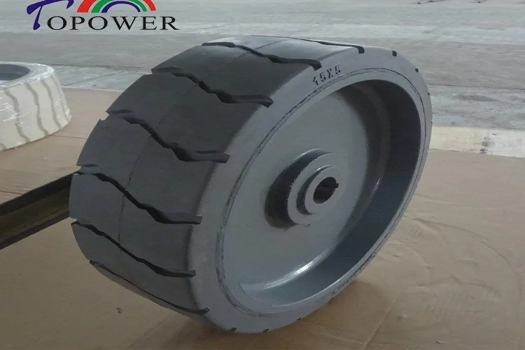 卓越性能，安全升級——15x5粘結式實心胎，高空作業的理想選擇