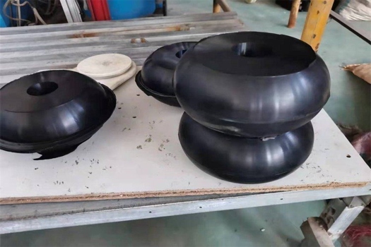 管路機械設備專用橡膠緩沖墊，減震硅膠圈與工業(yè)氟膠防撞塊