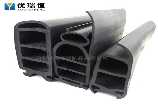 三元乙丙旋轉(zhuǎn)門橡膠條，耐用自動門防撞密封解決方案