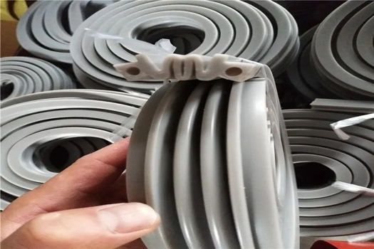 佰源丁腈膠條與發泡氟膠條：專業廠家，卓越品質